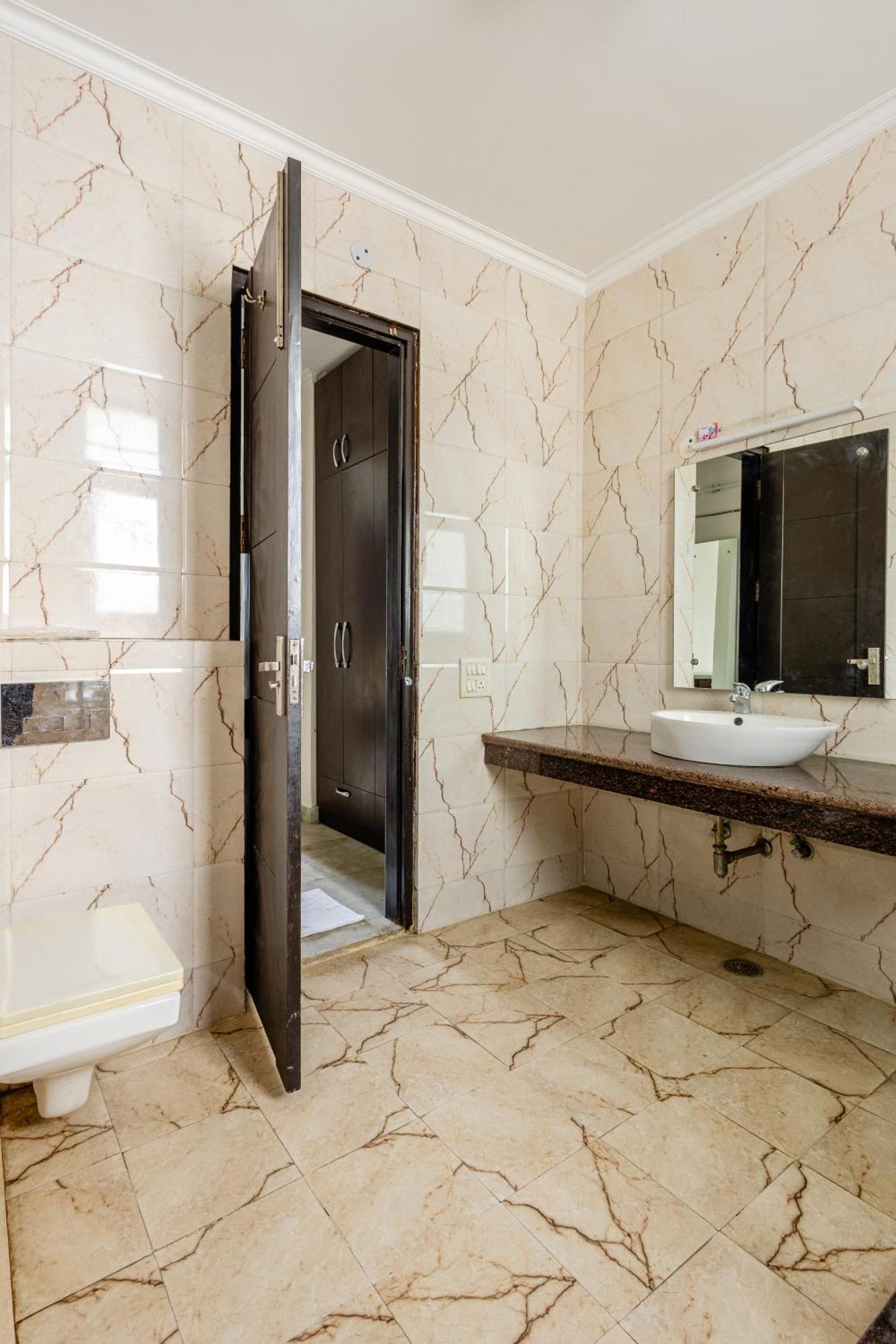 Lime Tree Service Apartment Golf Course Road, Gurgaon Exterior photo